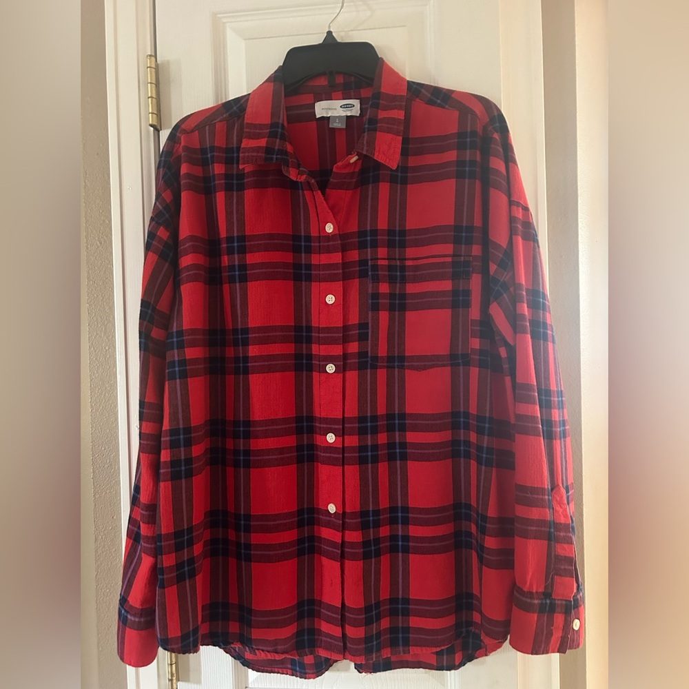 Women’s Old Navy Boyfriend Button-down Shirt. Lg.